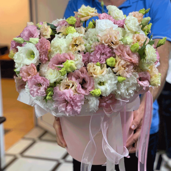 Композиция в коробке &quot;Шарм&quot; в Ялте