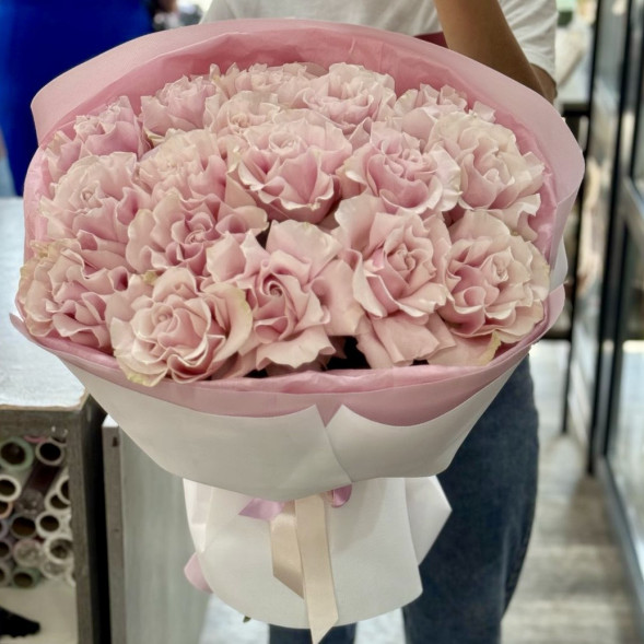 Букет 9 французких нежно-розовых роз в Ялте