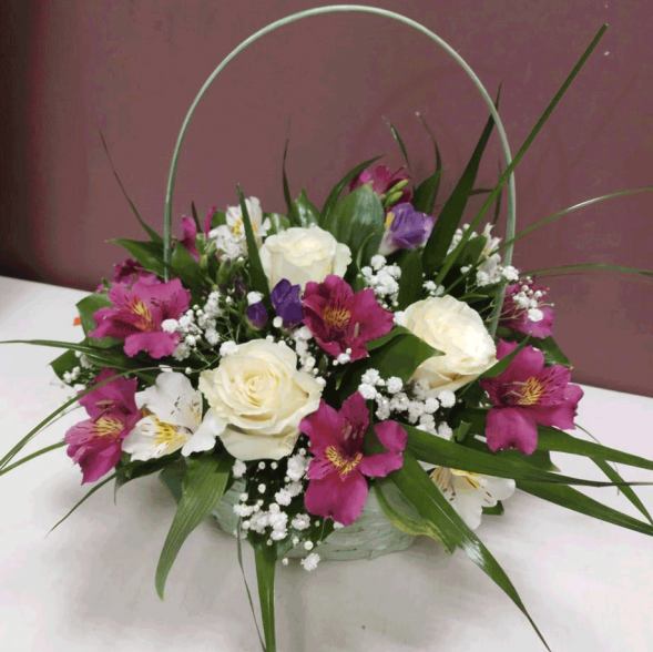 Композиция в корзине &quot;Невероятная&quot; в Ялте